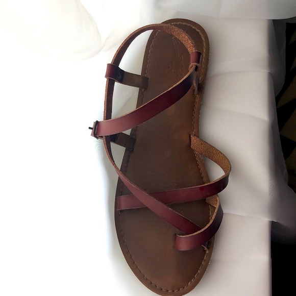 Brown strapy sandals - Picture 2 of 4